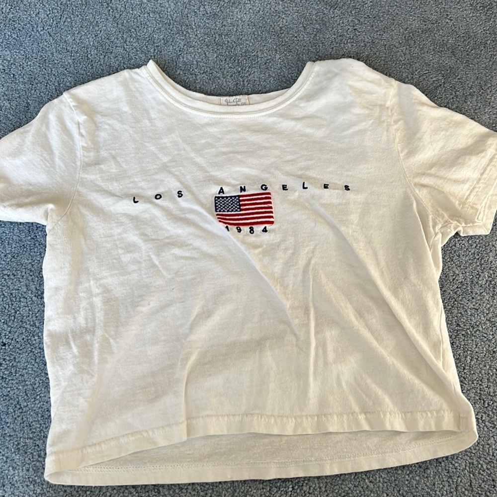 Brandy Melville Los Angeles baby tee